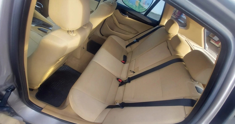 BMW X1 cena 34900 przebieg: 216000, rok produkcji 2010 z Kalisz małe 191